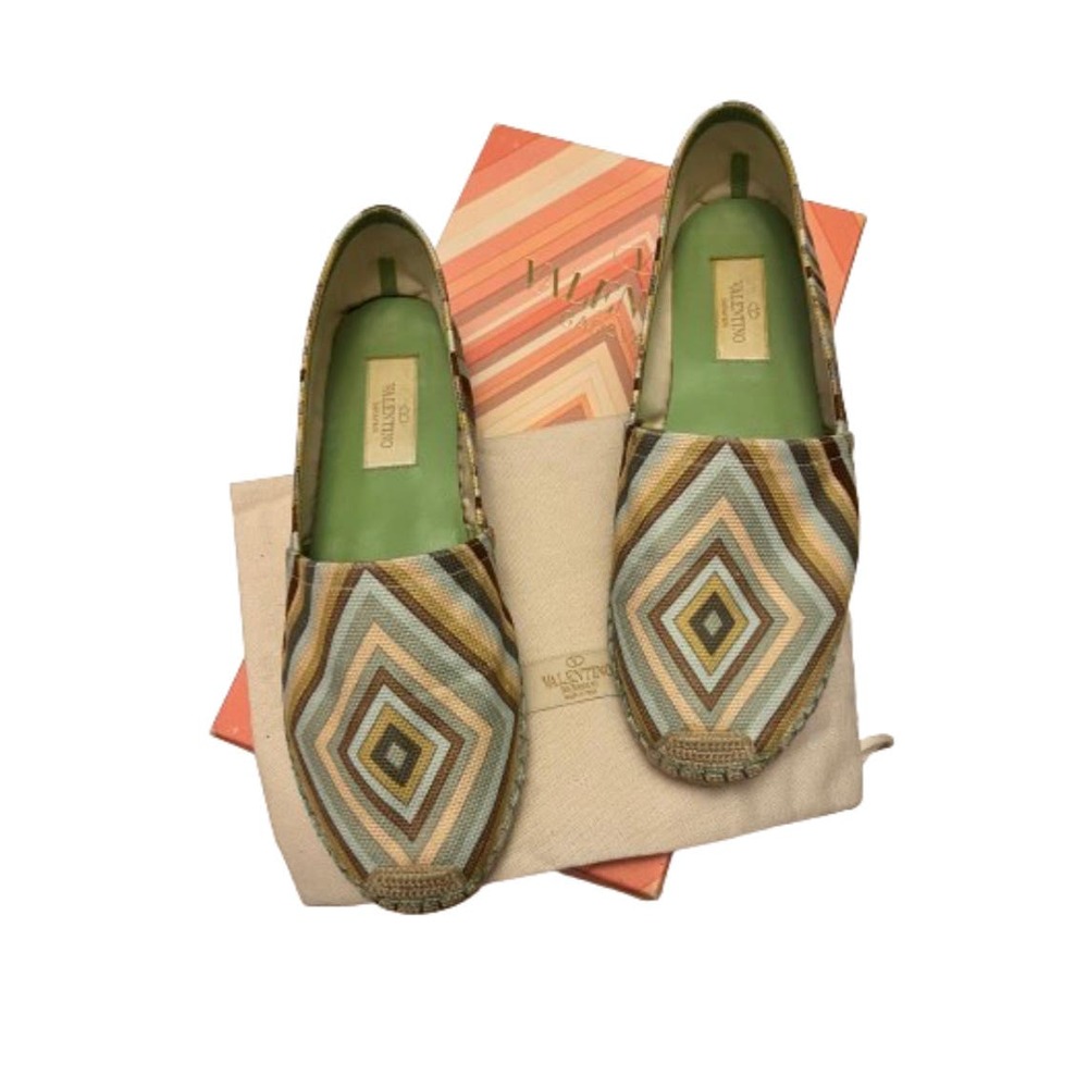 Valentino sz 7‎ Canvas Espadrilles